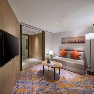 One-Bedroom King Suite